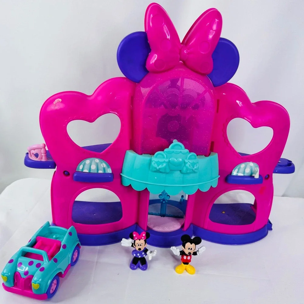 Disney Minnie Mouse Fabulous Shopping Mall w/ Car and figures
